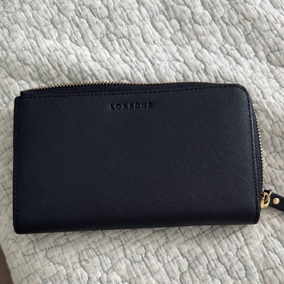 Lo & Sons Handbags - Lo&Sons Zip Wallet